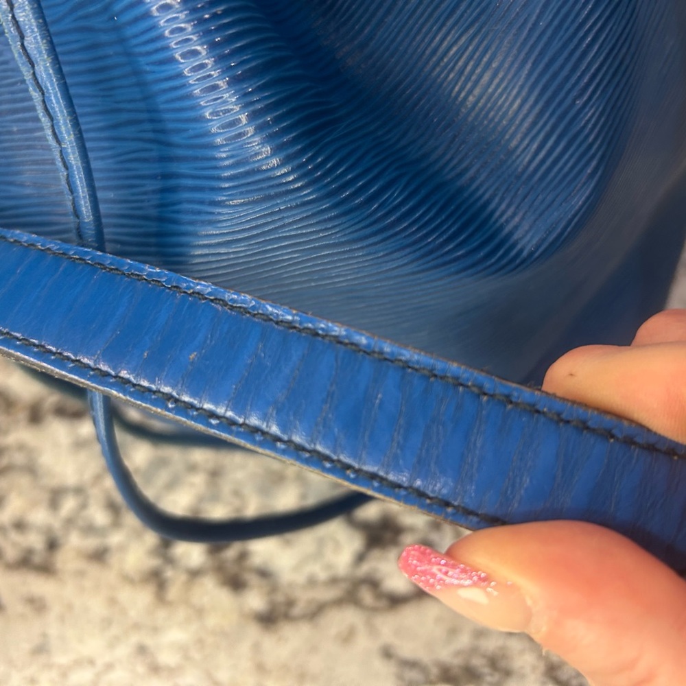 Louis Vuitton Epi Noe Bucket Bag with unbranded Dust - Picture 11 of 16